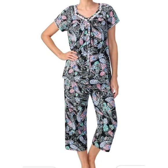 New Aria Women's 100%‎ cotton Black short sleeve capri Pajamas Set size S (4-6) - Picture 2 of 16